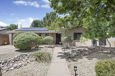 Exterior - 3018 E Mulberry Dr, Phoenix, AZ 85016 photo 1 of 9