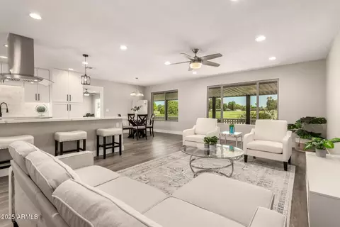 10432 W Brookside Dr, Sun City, AZ 85351