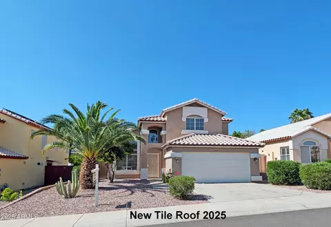 Exterior - 1332 E Charleston Ave, Phoenix, AZ 85022 photo 2 of 11