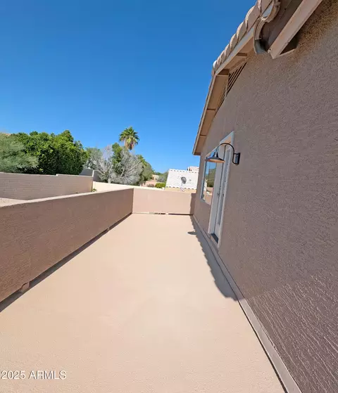 Exterior - 1332 E Charleston Ave, Phoenix, AZ 85022 photo 3 of 11