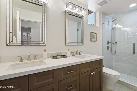 Bath - 5332 E Thunder Hawk Rd, Cave Creek, AZ 85331 photo 3 of 3