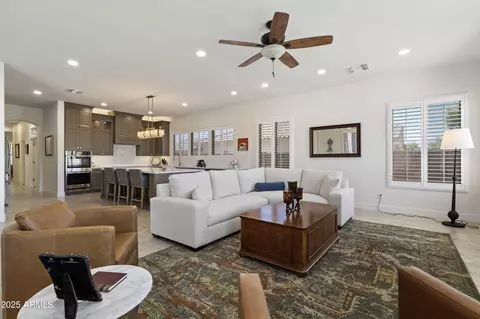 Living - 5332 E Thunder Hawk Rd, Cave Creek, AZ 85331 photo 4 of 4