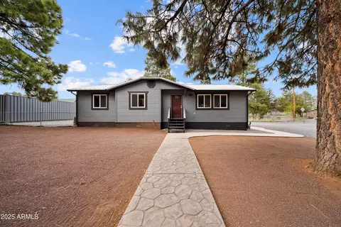 323 N Woodland Rd, Lakeside, AZ 85929