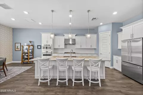 Kitchen - 2514 E Pleasant Ln, Phoenix, AZ 85042 photo 1 of 3