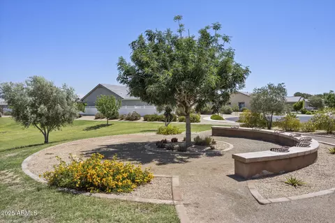 Exterior - 2514 E Pleasant Ln, Phoenix, AZ 85042 photo 10 of 10