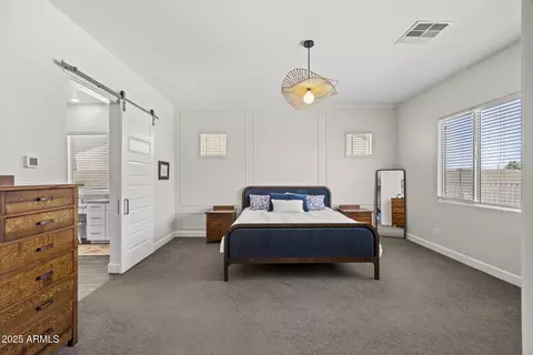 Bedroom - 2514 E Pleasant Ln, Phoenix, AZ 85042 photo 1 of 6