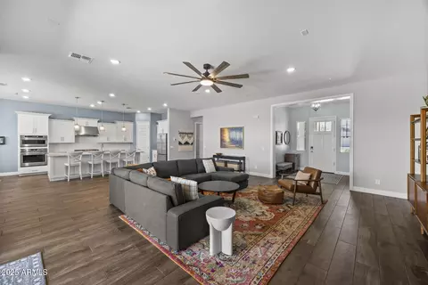 Other - 2514 E Pleasant Ln, Phoenix, AZ 85042 photo 2 of 10