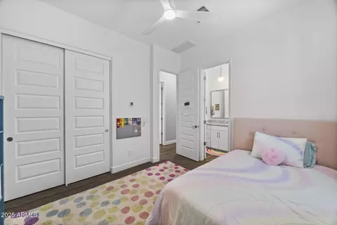 Bedroom - 2514 E Pleasant Ln, Phoenix, AZ 85042 photo 6 of 6