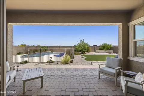 Exterior - 2514 E Pleasant Ln, Phoenix, AZ 85042 photo 3 of 10