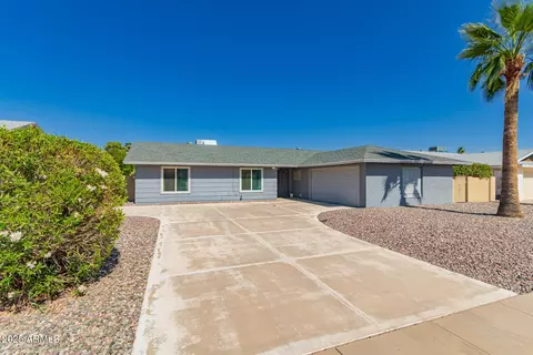 12021 S Tomi Dr, Phoenix, AZ 85044