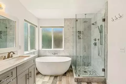Bath - 807 E San Remo Ave, Gilbert, AZ 85234 photo 3 of 6