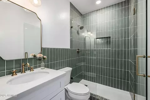 Bath - 2743 E Virginia St, Gilbert, AZ 85296 photo 7 of 7