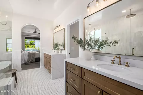 Bath - 2743 E Virginia St, Gilbert, AZ 85296 photo 5 of 7