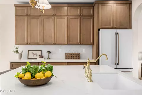 Kitchen - 2743 E Virginia St, Gilbert, AZ 85296 photo 8 of 10