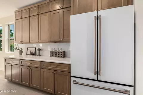 Kitchen - 2743 E Virginia St, Gilbert, AZ 85296 photo 6 of 10