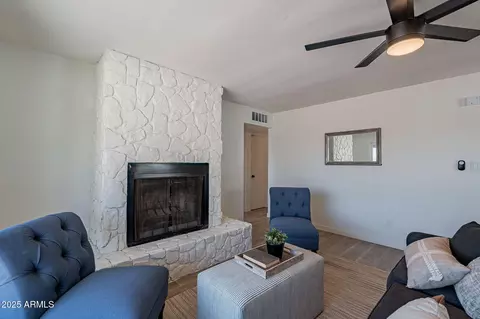 Living - 1466 E Nielson Ave, Mesa, AZ 85204 photo 2 of 8