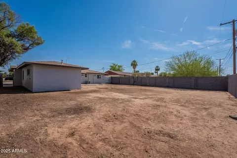 Exterior - 1466 E Nielson Ave, Mesa, AZ 85204 photo 8 of 9