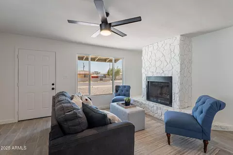 Living - 1466 E Nielson Ave, Mesa, AZ 85204 photo 3 of 8