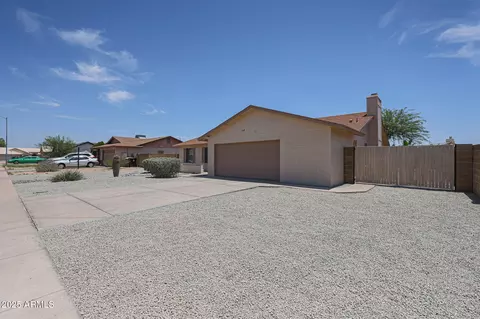 7549 W Yucca St, Peoria, AZ 85345