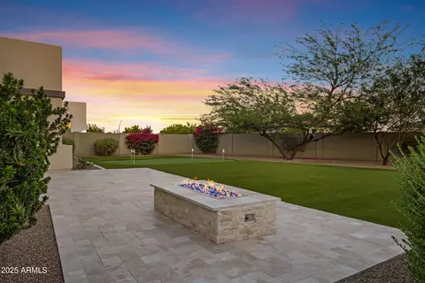 11717 W Red Hawk Dr, Peoria, AZ 85383