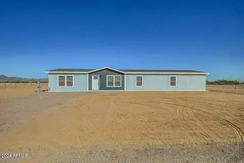8926 N Sayonara Trl, Florence, AZ 85132