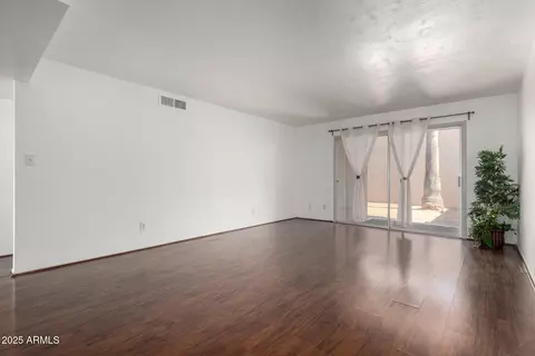 611 E Colgate Dr, Tempe, AZ 85283 photo 6