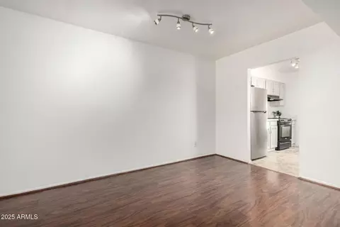 611 E Colgate Dr, Tempe, AZ 85283 photo 7