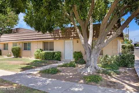 1631 E Newport Dr, Tempe, AZ 85282