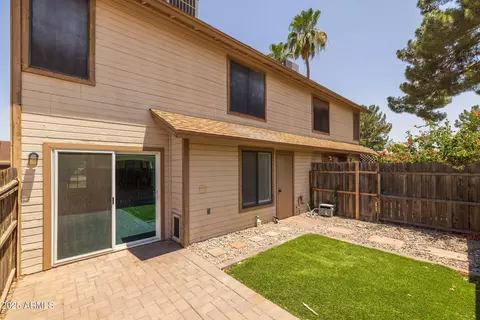 Exterior - 2455 E Broadway Rd #122, Mesa, AZ 85204 photo 4 of 14
