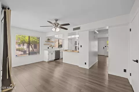 Living - 2455 E Broadway Rd #122, Mesa, AZ 85204 photo 6 of 6