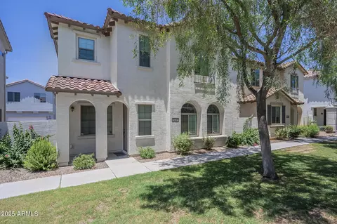 3451 S Wren Dr, Gilbert, AZ 85297