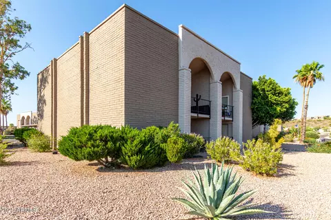 16852 E La Montana Dr #C18, Fountain Hills, AZ 85268
