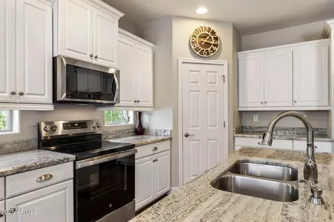 Kitchen - 10310 E Trent Ave, Mesa, AZ 85212 photo 4 of 4