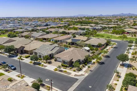 View/Area - 10310 E Trent Ave, Mesa, AZ 85212 photo 5 of 11