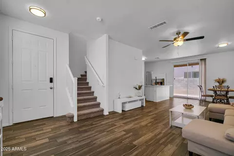 Entry Way - 1420 E Sonrisas St, Phoenix, AZ 85040 photo 1 of 1
