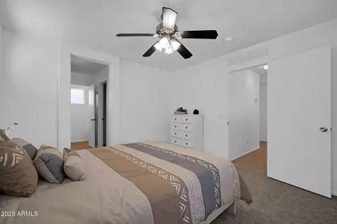 Bedroom - 1420 E Sonrisas St, Phoenix, AZ 85040 photo 6 of 8
