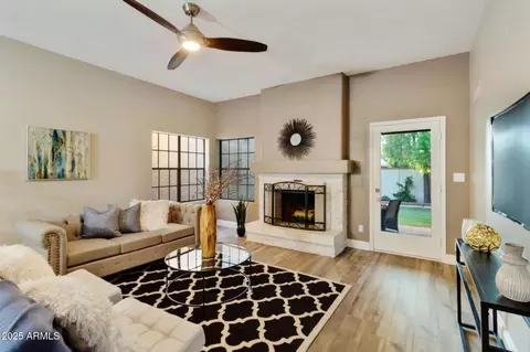 2110 W Navarro Ave, Mesa, AZ 85202