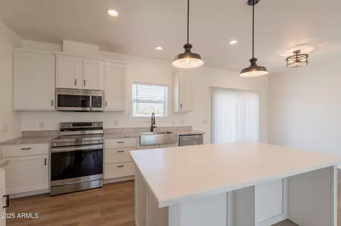 1623 N Monterey Dr, Apache Junction, AZ 85120 photo 11