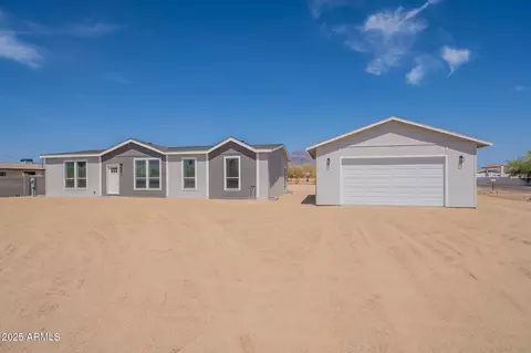 1623 N Monterey Dr, Apache Junction, AZ 85120