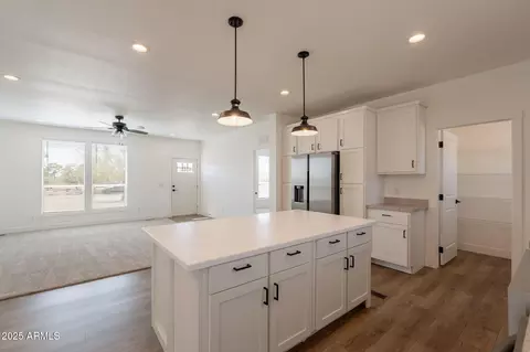 1623 N Monterey Dr, Apache Junction, AZ 85120 photo 14