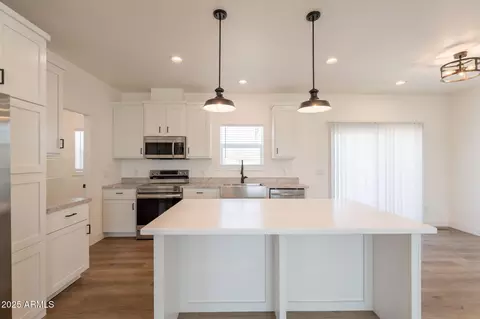 1623 N Monterey Dr, Apache Junction, AZ 85120 photo 9