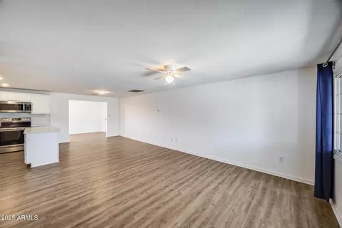 3801 E Captain Dreyfus Ave, Phoenix, AZ 85032 photo 5