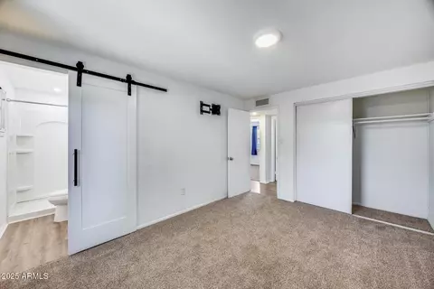 3801 E Captain Dreyfus Ave, Phoenix, AZ 85032 photo 29