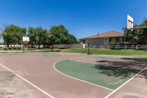 View/Area - 3037 E Hobart St, Gilbert, AZ 85296 photo 5 of 8