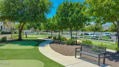 View/Area - 3037 E Hobart St, Gilbert, AZ 85296 photo 6 of 8