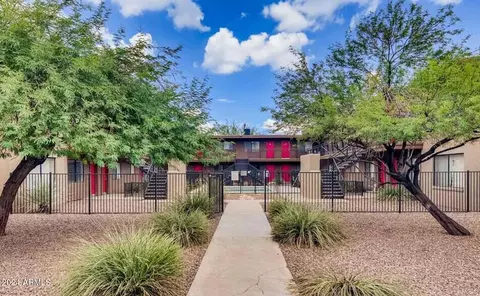 310 W Earll Dr #102, Phoenix, AZ 85013