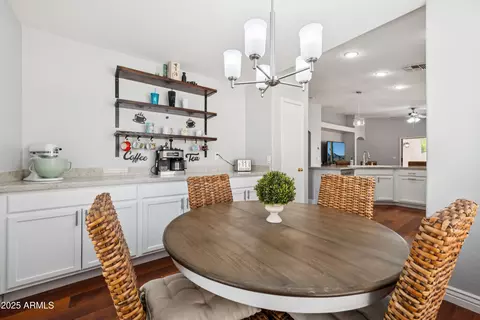 Dining - 1718 E Harwell Rd, Phoenix, AZ 85042 photo 3 of 3