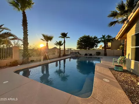 10794 S Coolwater Dr, Goodyear, AZ 85338