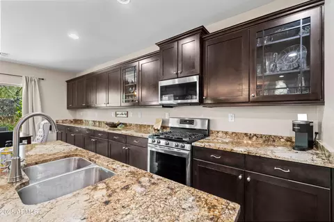 Kitchen - 3766 E Ringtail Way, Phoenix, AZ 85050 photo 2 of 3