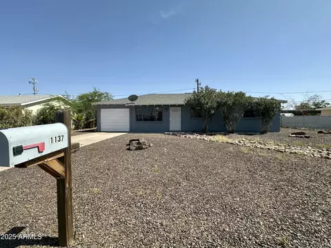 1137 E 11th St, Casa Grande, AZ 85122
